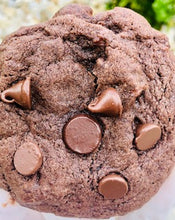 Load image into Gallery viewer, Double Chocolate Chunk Cookies
