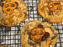 Load image into Gallery viewer, Chocolate Chip Caramel Pretzel
