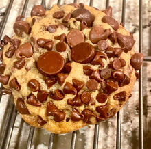 Load image into Gallery viewer, Extreme Chocolate Chip Cookie
