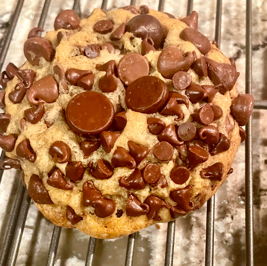 Extreme Chocolate Chip Cookie